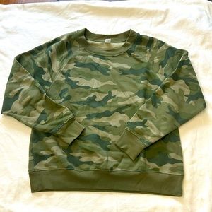 Camo Old Navy sweatshirt